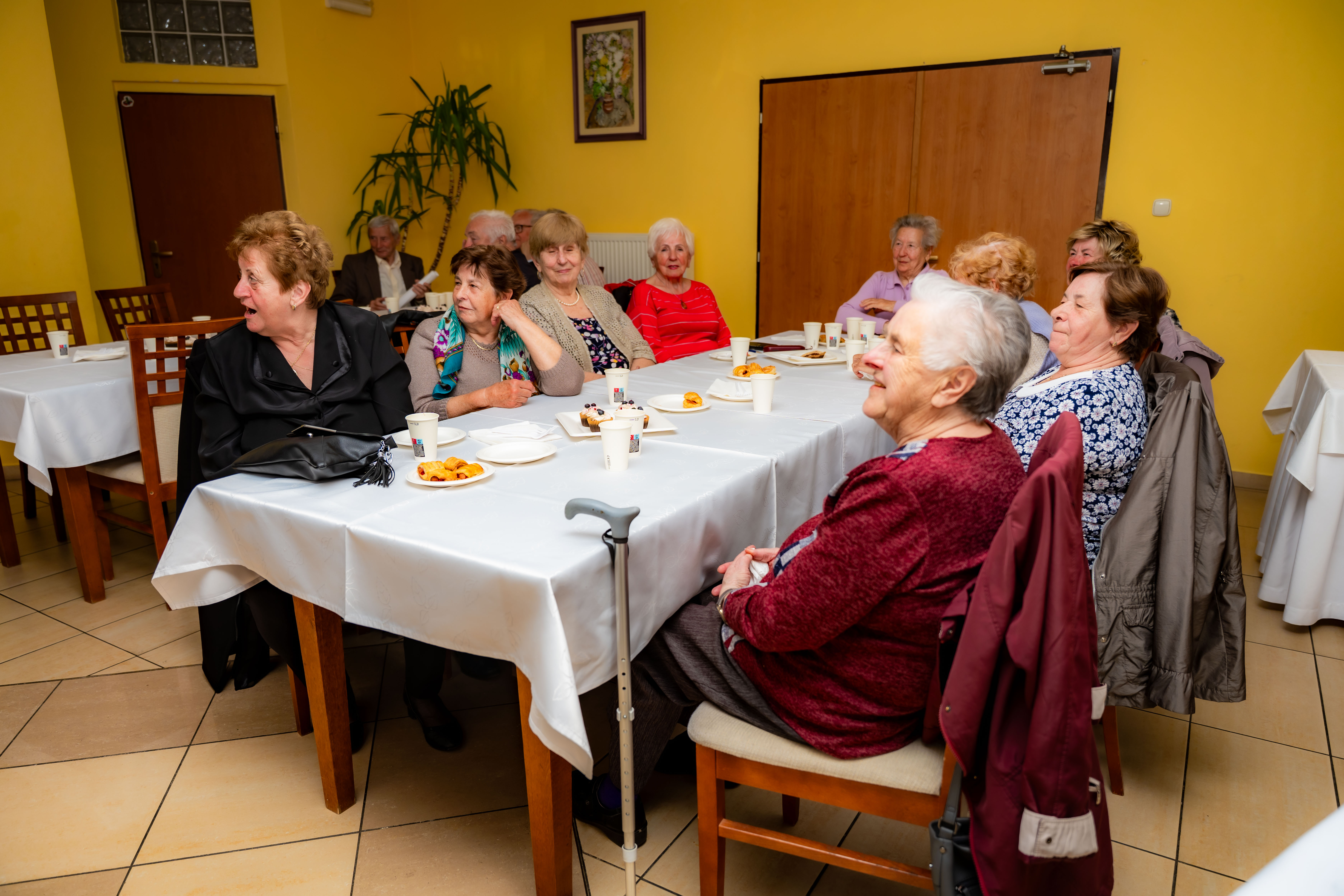 Navsteva klubu seniorov v MC Kosice - Krasna-1-3